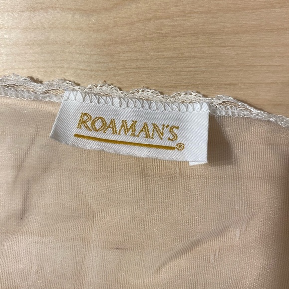 Roaman’s Sheer Robe One size fits all (JG) - Picture 7 of 12